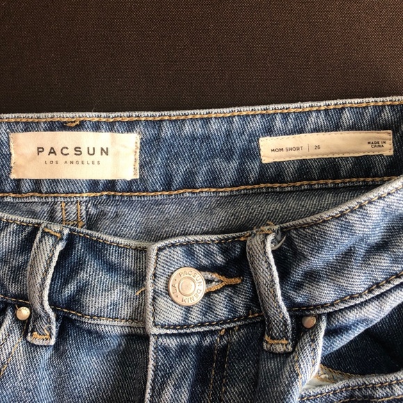 PacSun Denim Mom Shorts - Picture 3 of 3